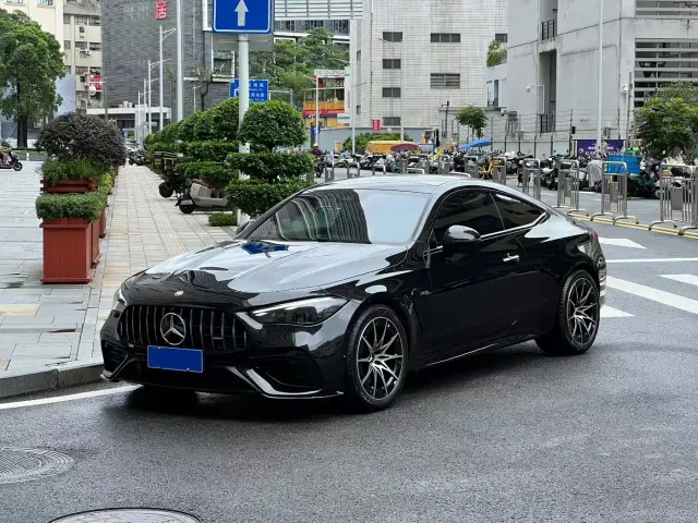 Фотография автомобиля — Mercedes-Benz CLE-Class AMG