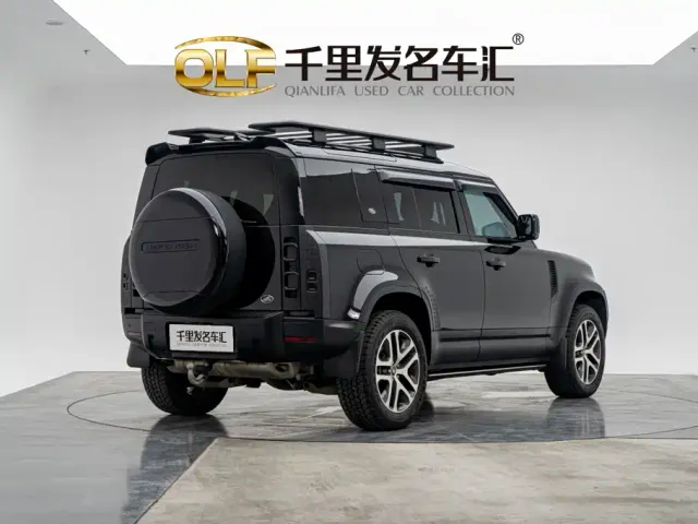 Land Rover Defender — Фото автомобиля 3