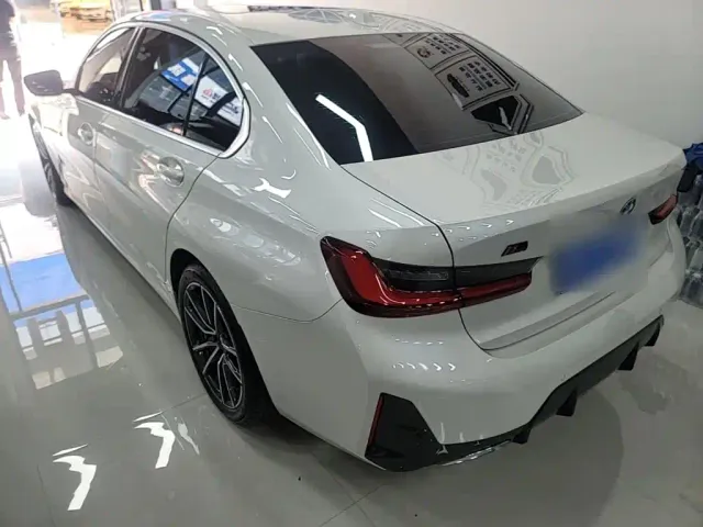 BMW 3 Series — Фото автомобиля 4