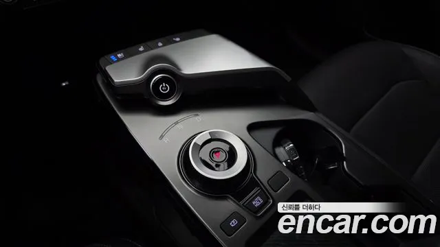 Kia EV6 — Фото автомобиля 9