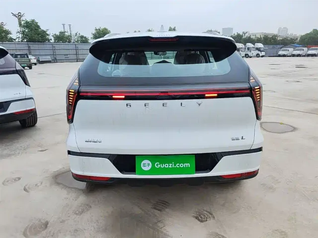 Geely Boyue L — Фото автомобиля 5