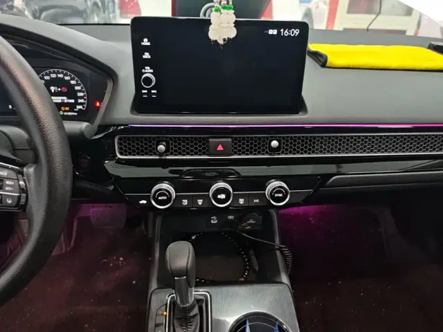 Honda Civic — Фото автомобиля 12