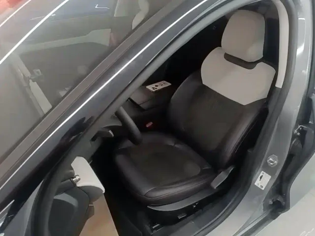 Ford Mondeo — Фото автомобиля 10