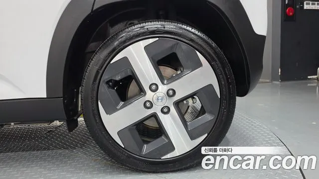 Hyundai Casper Electric — Фото автомобиля 6