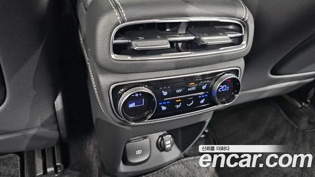 Genesis GV80 2.5T Бензин 2WD — Фото автомобиля 17