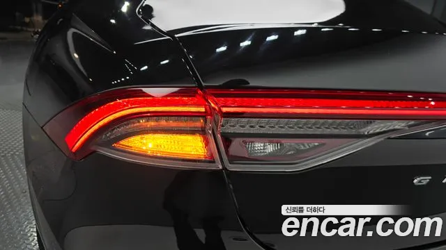 Hyundai Grandeur Grandeur (New) Hybrid — Фото автомобиля 23