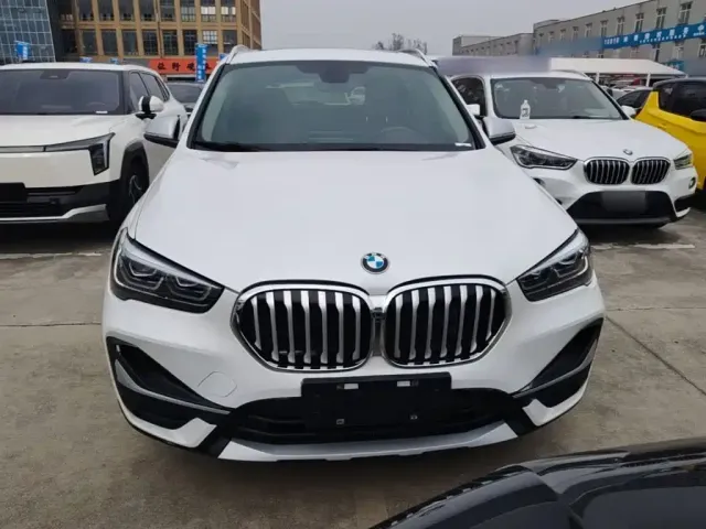 BMW X1 — Фото автомобиля 2