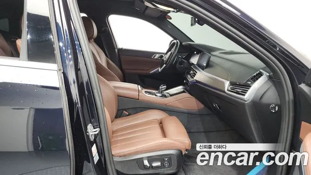 BMW X6 xDrive40i M Sport — Фото автомобиля 22