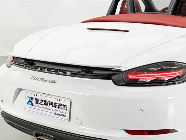 Porsche 718 — Фото автомобиля 10