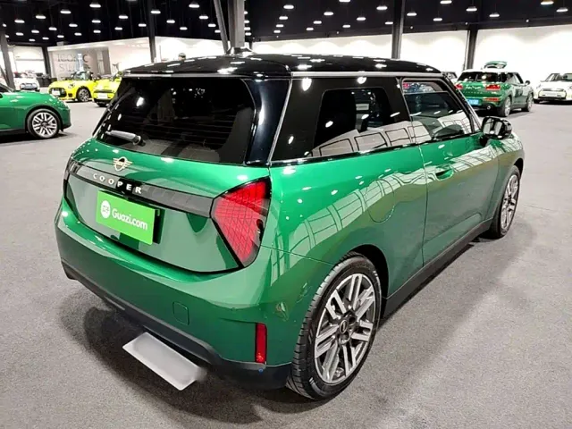 MINI Cooper — Фото автомобиля 6