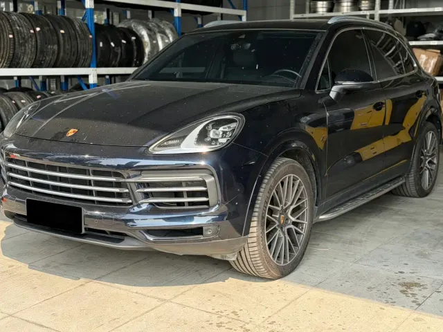 Фотография автомобиля — Porsche Cayenne