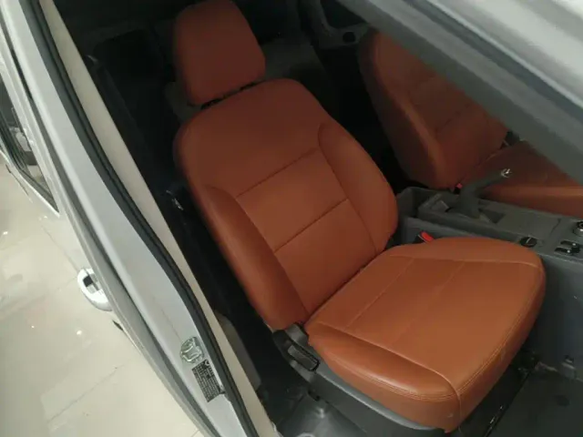Wuling Yangguang — Фото автомобиля 24