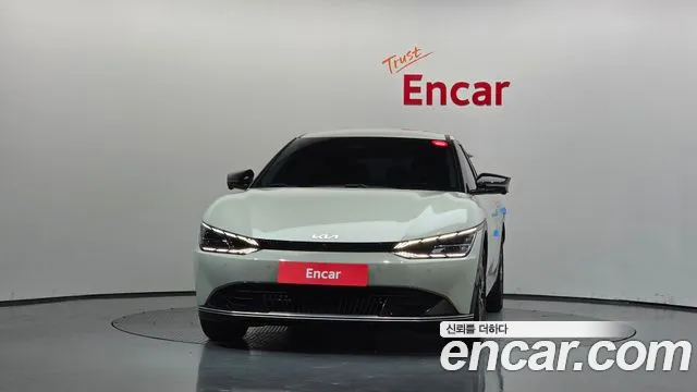 Kia EV6 — Фото автомобиля 3