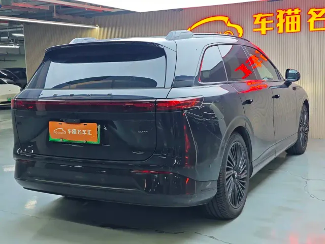 Xpeng G9 — Фото автомобиля 15