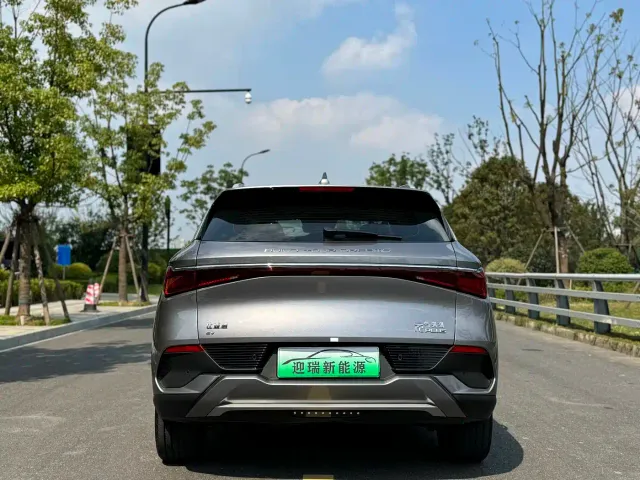 BYD Yuan PLUS — Фото автомобиля 6