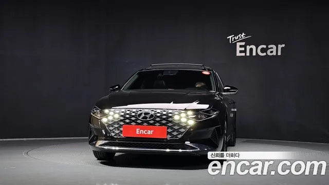 Hyundai Grandeur (New) Hybrid — Фото автомобиля 3