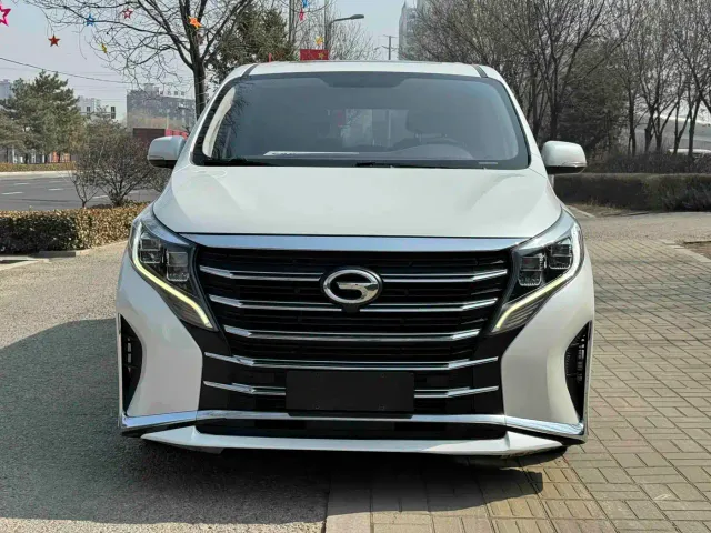 GAC Trumpchi M8 — Фото автомобиля 2