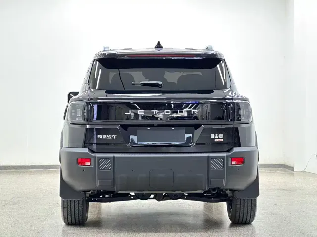 Jetour T1 — Фото автомобиля 5