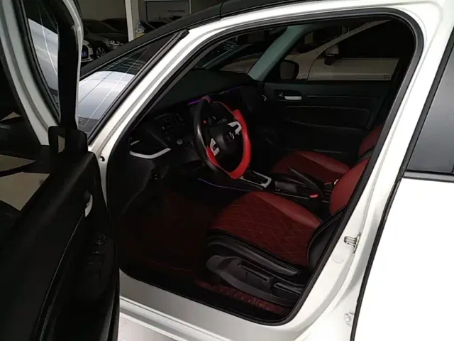 Honda Fit — Фото автомобиля 15