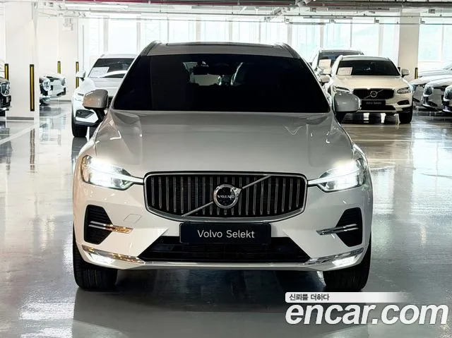 Volvo XC60 Generation 2 — Фото автомобиля 3