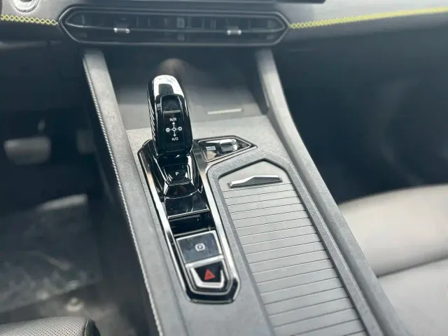 Lynk & Co 03 — Фото автомобиля 23