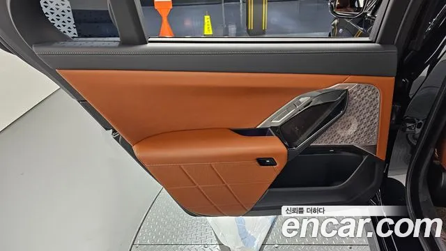 BMW 7-Series 7 серия (G70) 740i xDrive M Sport Limited — Фото автомобиля 23