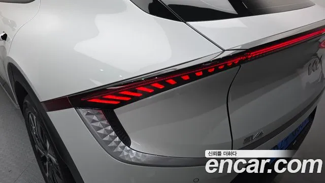 Kia EV6 — Фото автомобиля 20