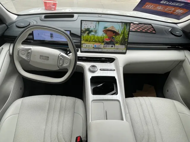 Geely Galaxy E5 — Фото автомобиля 5