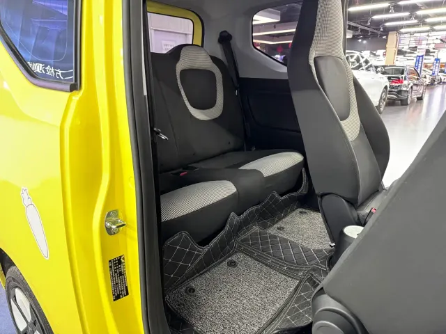 Wuling Hongguang Mini EV — Фото автомобиля 12