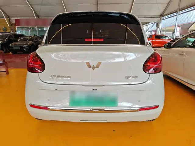 Wuling Bingo — Фото автомобиля 5