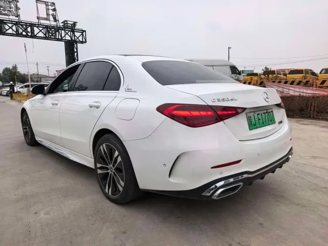 Mercedes-Benz C-Class — Фото автомобиля 10