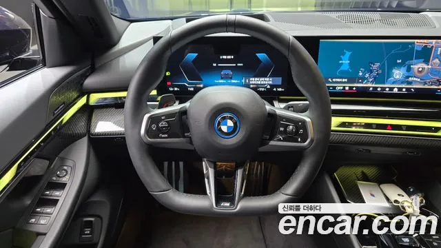 BMW i5 G60 — Фото автомобиля 19