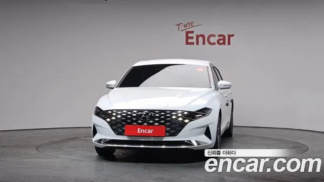 Hyundai Grandeur Новый Grandeur IG 3.0 LPi (Такси) — Фото автомобиля 3