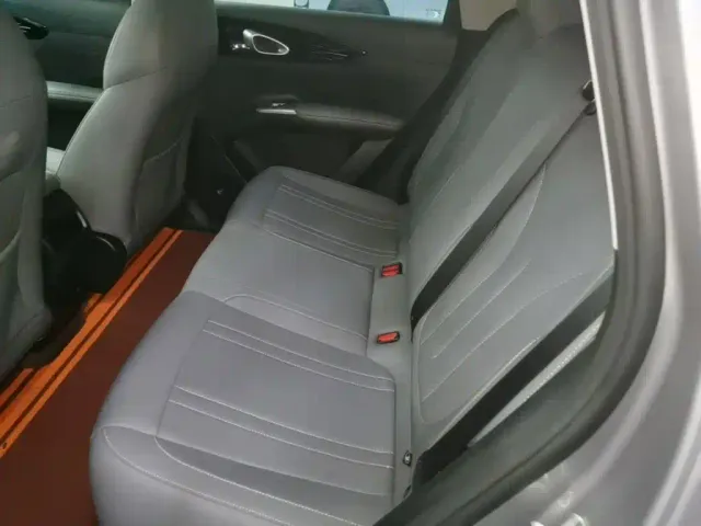 Geely Starry Wish — Фото автомобиля 16