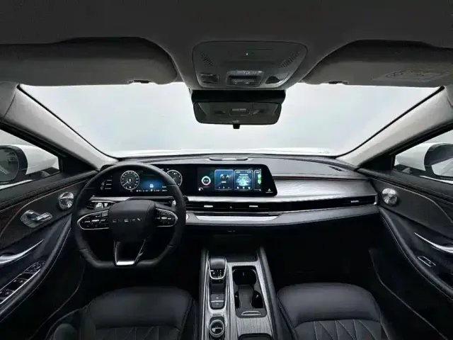 Chery Arrizo 8 — Фото автомобиля 7