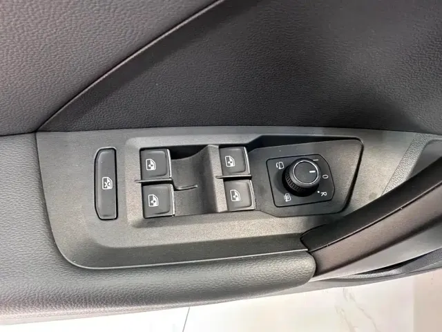 Volkswagen Tharu — Фото автомобиля 14