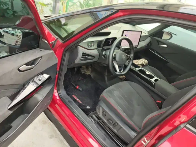 Volkswagen ID.3 — Фото автомобиля 15