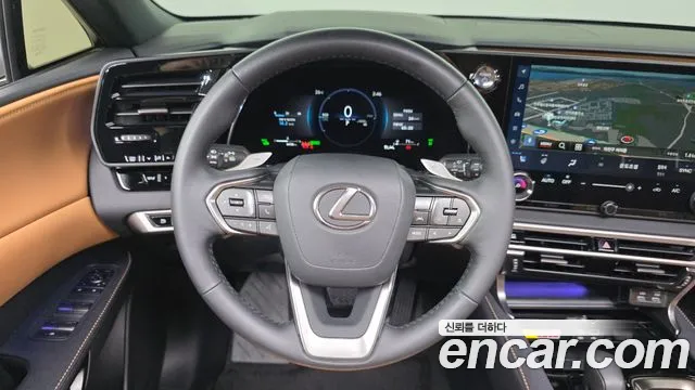 Lexus RX — Фото автомобиля 14