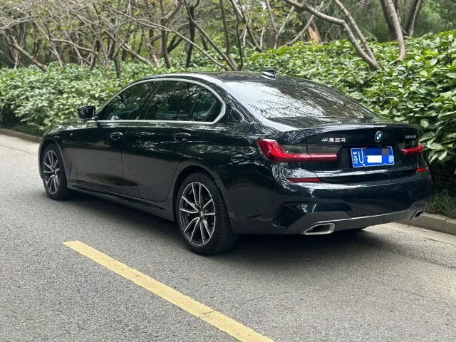 BMW 3 Series — Фото автомобиля 15