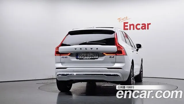 Volvo XC60 2nd Gen — Фото автомобиля 4