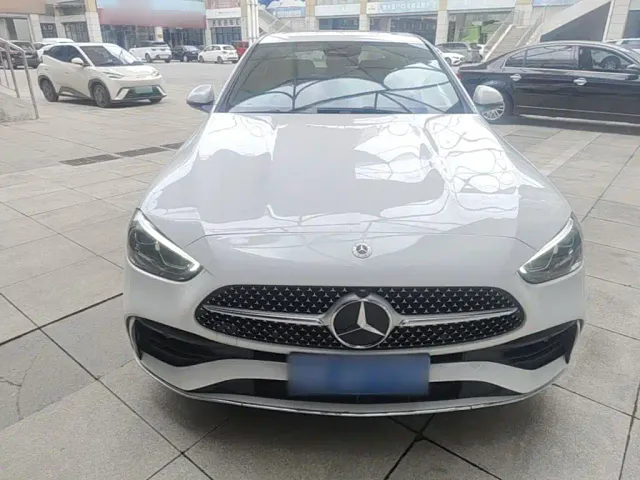 Mercedes-Benz C-Class — Фото автомобиля 2