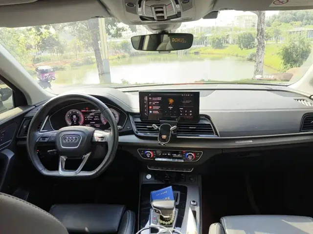 Audi Q5L — Фото автомобиля 11