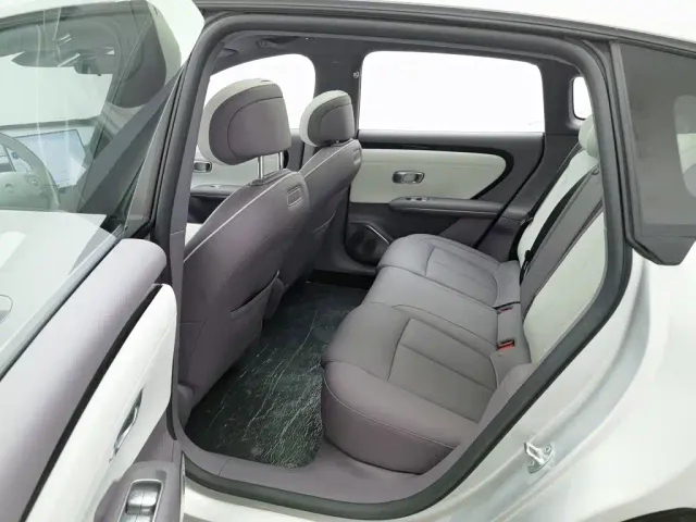 Changan Qiyuan A06 — Фото автомобиля 15