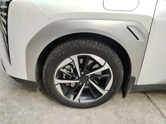GAC Aion Y — Фото автомобиля 22