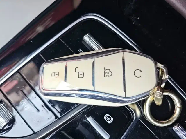 BYD Qin PLUS — Фото автомобиля 8