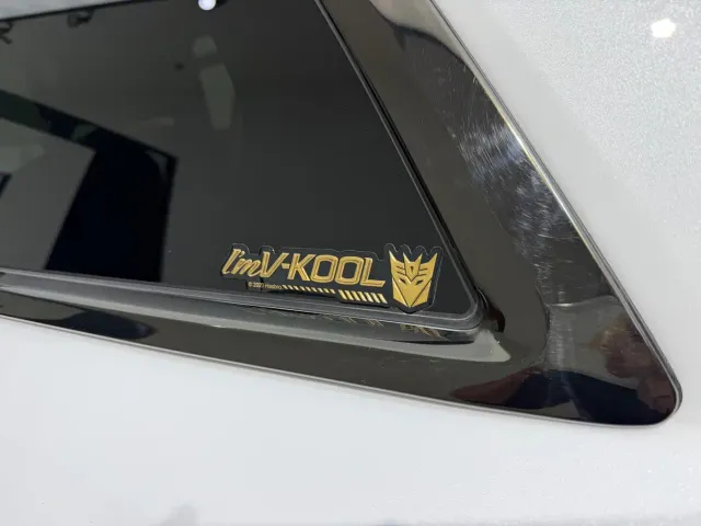Li Auto L8 — Фото автомобиля 17