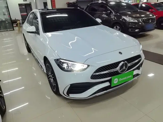 Mercedes-Benz C-Class — Фото автомобиля 3