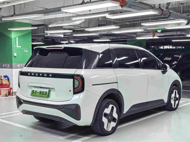Arcfox Kaola S — Фото автомобиля 6
