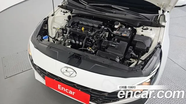 Hyundai Avante CN7 — Фото автомобиля 6