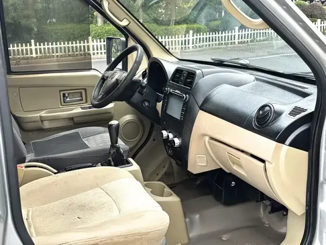 Dongfeng Xiaokang C37 — Фото автомобиля 15